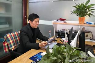 欧文：加福德这两场打得很棒 他已经成为了球队的中坚力量